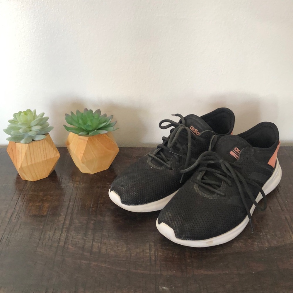 Adidas tennis shoes